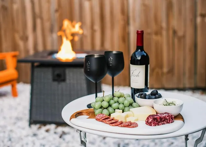 Industrial Loft W Fire Pit Walk To Dining 3* North Charleston