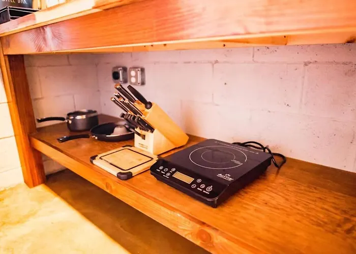 Industrial Loft W Fire Pit Walk To Dining Guest house